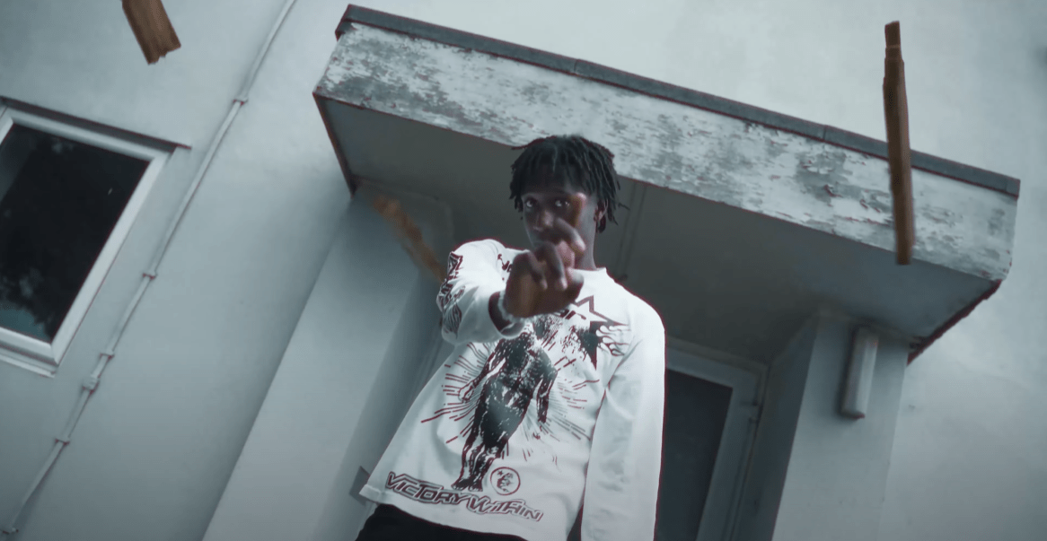 Tkayjr releases his visual for “DAWUN”